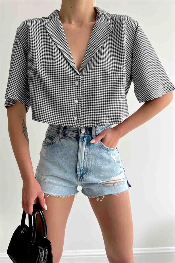 DAISY CHECKERED CROPPED BLOUSE